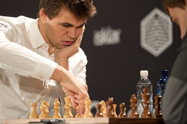 Карякин проиграл Карлсену матч в борьбе за мировую шахматную корону