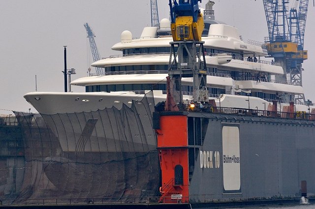 Медиа-эксперт: «От стариков требуют жертв те, кто сам на них идти не собирается»