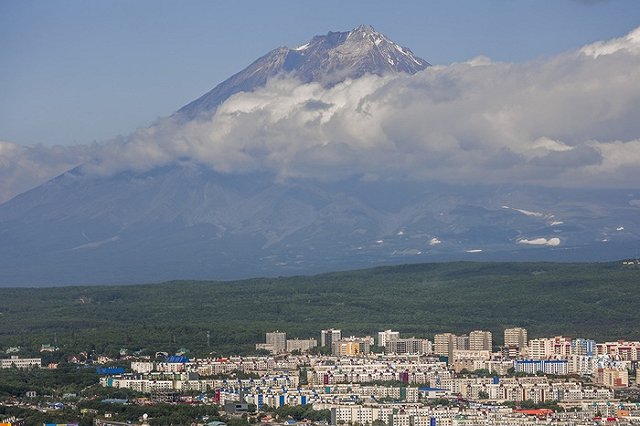 МЧС назвало причину обрушения сопки в Хабаровском крае