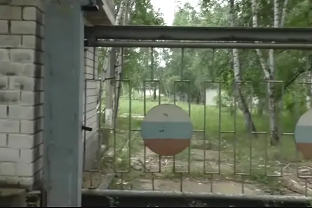 Самовольно покинувший в Петербурге часть военнослужащий после задержания убил конвоира