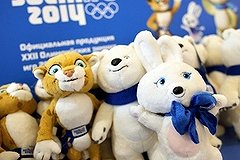 Екатеринбуржцы сметают с прилавков олимпийские товары