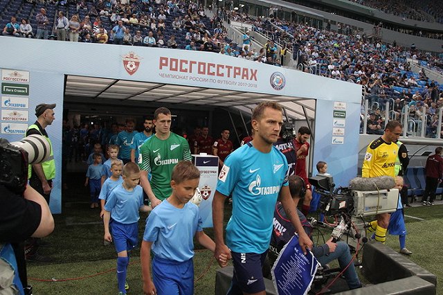 В РПЦ уверены, что многомиллиардный стадион помогли достроить «небесные силы»