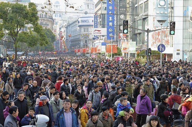 Население Китая сократилось впервые за 70 лет