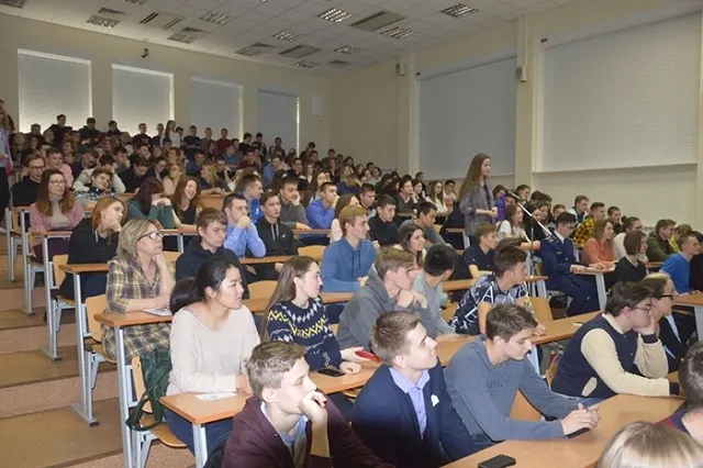 Свердловские силовики нагрянули в УРГУПС