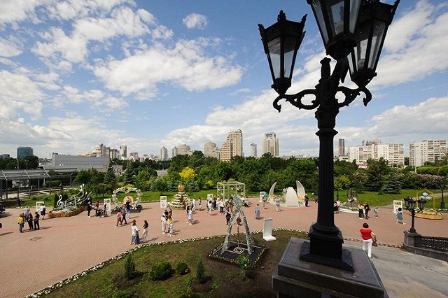 Застройщик возведет жилой дом рядом с Храмом-на-крови в Екатеринбурге