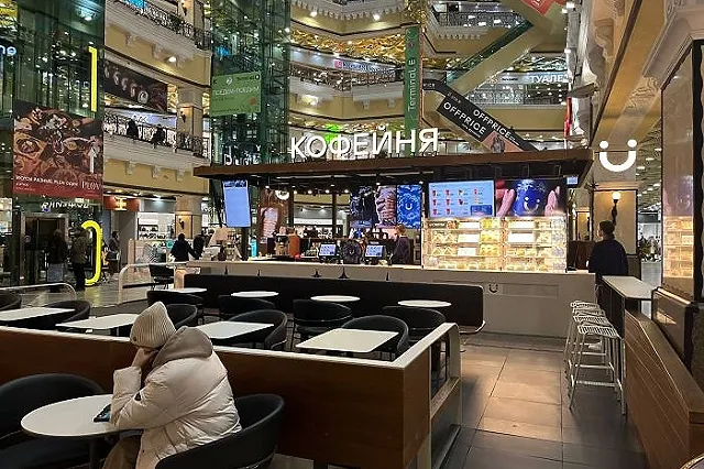 В Екатеринбурге у сотрудников кофейни, клиенты которой жаловались на отравления, нашли золотистый стафилококк