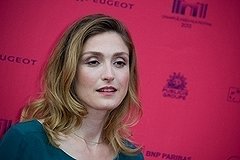 Таблоид Closer: У Франсуа Олланда есть любовница