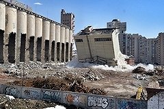 Хранилище мукомольного завода в Екатеринбурге снесено