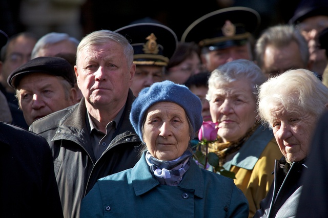 Свердловские ветераны требуют сохранить безлимитный проезд