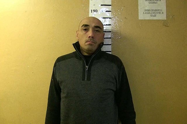 В Екатеринбурге пенсионер МВД задержал угонщика «Камаза», совершившего ДТП