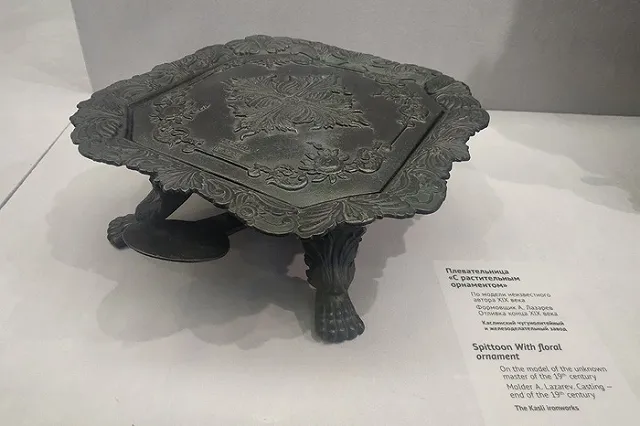 Екатеринбуржец передал редкие экспонаты в вологодский музей (ФОТО)