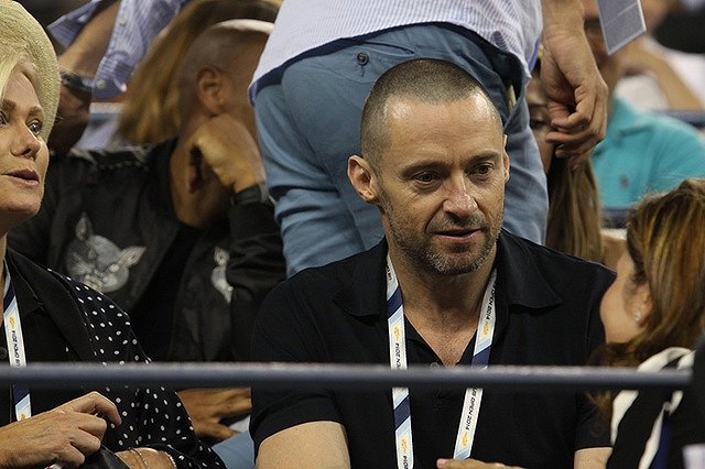 Хью Джекман продолжает бороться с раком кожи