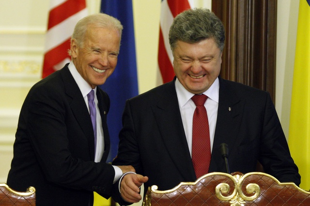 Байден отказался от возложения венков к памятнику «Небесной сотни» в Киеве