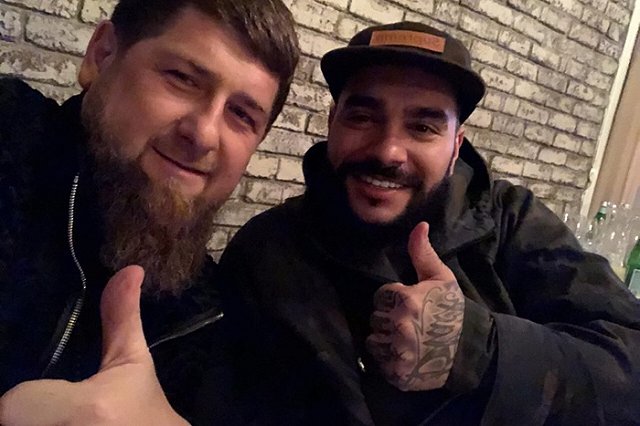 Слепаков написал песню, а Кадыров ответил стихами
