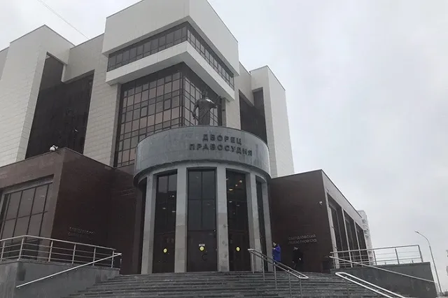 «Очкарик» Рябухин обжалует решение Свердловского областного суда