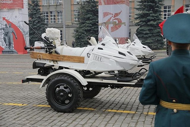 Северный флот начал военные учения в Арктике