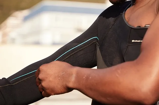 Найден гидрокостюм, в котором россиянин мог приплыть на Хоккайдо