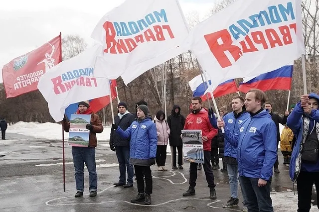 Полюбивший Россию поляк работает в Екатеринбурге грузчиком и помогает СВО