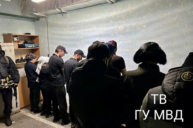 Силовики устроили облаву на мигрантов в «Гринвиче»