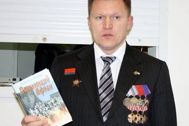 Осуждённого главного свердловского десантника освободили