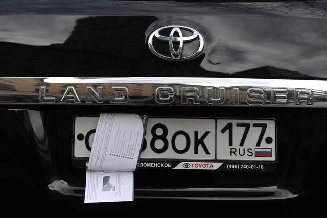 ГИБДД придумала как бороться с водителями, заклеивающими госномера