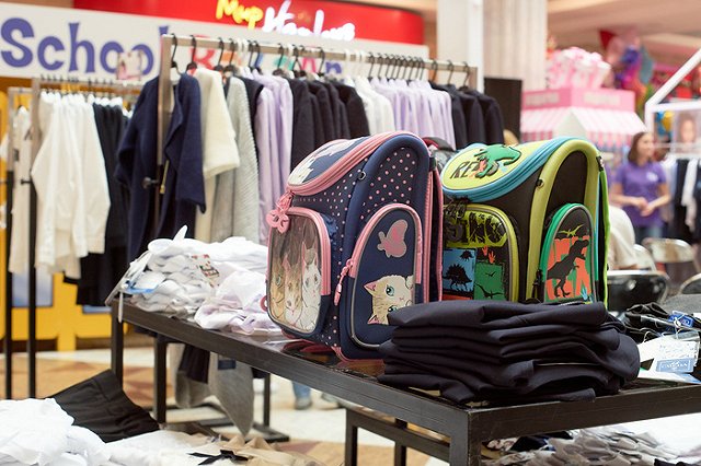 «Лес рук!» Артемий Лебедев попросил пользователей повспоминать фразы учителей