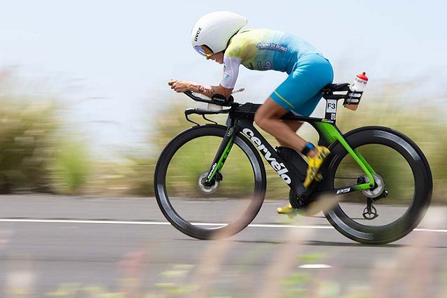 Евгений Ройзман одолел триатлон Ironstar