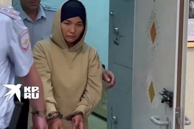 В Екатеринбурге суд на 2 месяца арестовал мать, продавшую 7-летнего сына