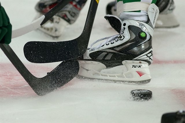 «Авто» начал выступление на Кубке мира с победы над латвийским ХК «Рига»