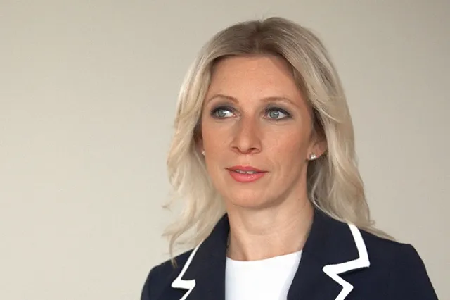 Мария Захарова показала Порошенко «зеленых человечков»