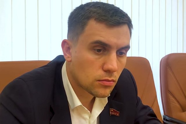 Живущий на 3,5 тысячи рублей депутат подвел итоги эксперимента