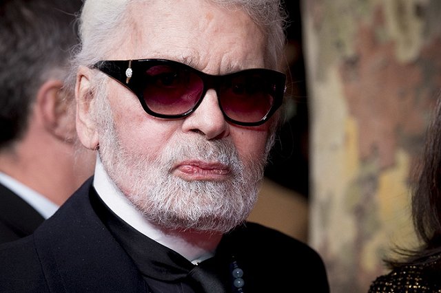 Умер модельер Карл Лагерфельд