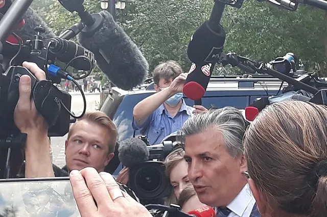 Адвокат Ефремова открестился от своих слов про инсульт актёра, обвинив СМИ во лжи