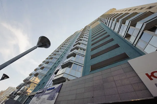 Унитазный дом, самая длинная пятиэтажка, «дом Ельцина»