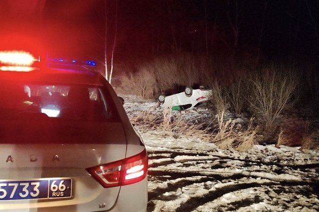 У погибшей в ДТП под Невьянском 23-летней девушки остались двое детей