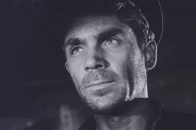 Актер из культового советского фильма «Проверка на дорогах» отметил 100-летний юбилей