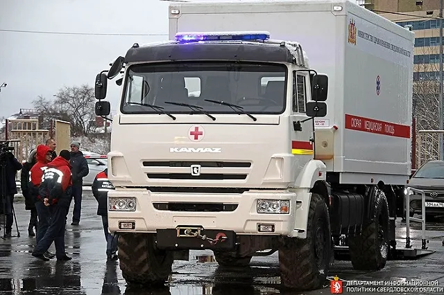 Врачи первой областной проводят прием в отдаленных поселках