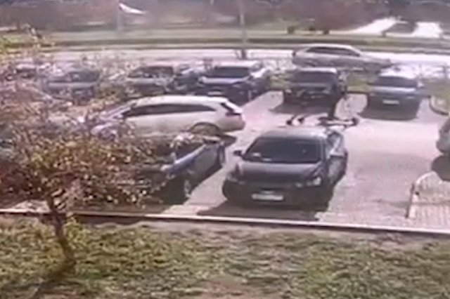 На Ботанике девушка устроила погоню за пьяным самокатчиком