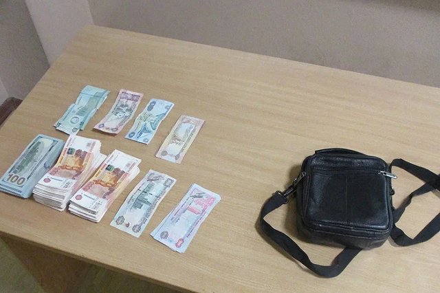 Екатеринбуржец нарвался на крупный штраф, шагнув в Кольцово в «зеленый» коридор