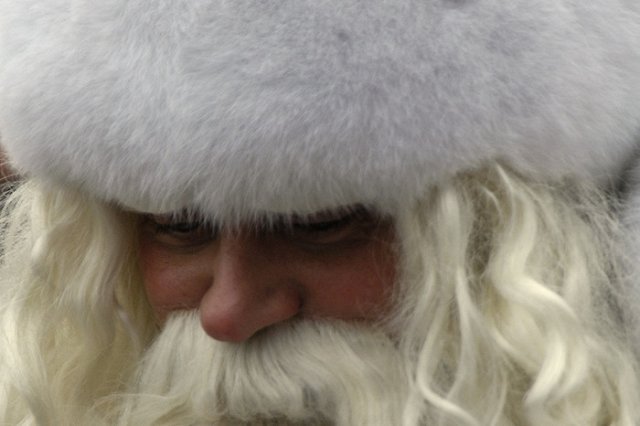 Водители трамваев переоделись к праздникам