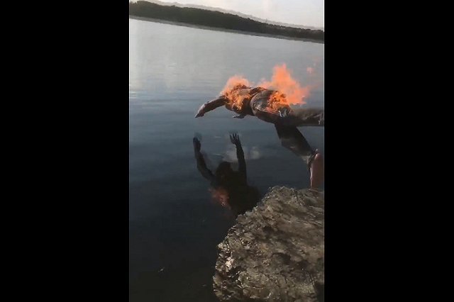 В Краснотурьинске подросток поджег друга ради хайпа в соцсетях