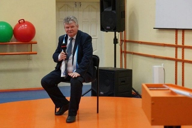 Умер директор одной из лучших школ Екатеринбурга