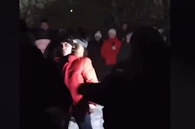 Свердловчане устроили драки в очереди на крещенские купания