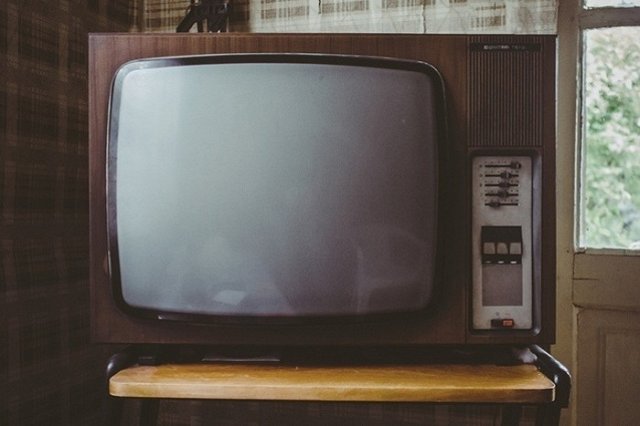 В Екатеринбурге и других свердловских городах отключат телевидение и радио