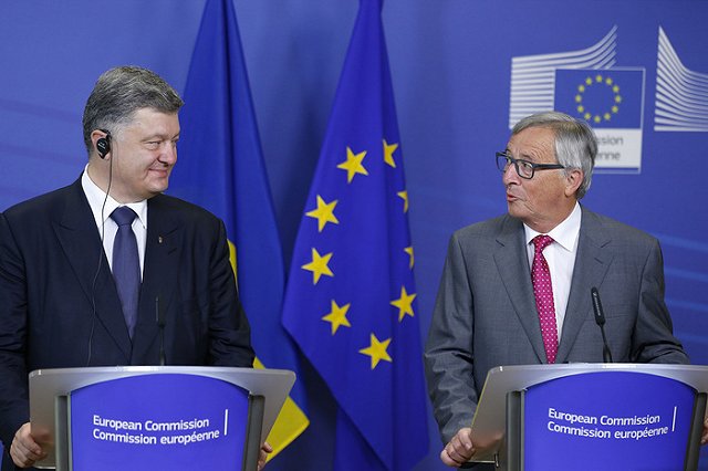 Порошенко рассказал об уставших от Украины евротрусах