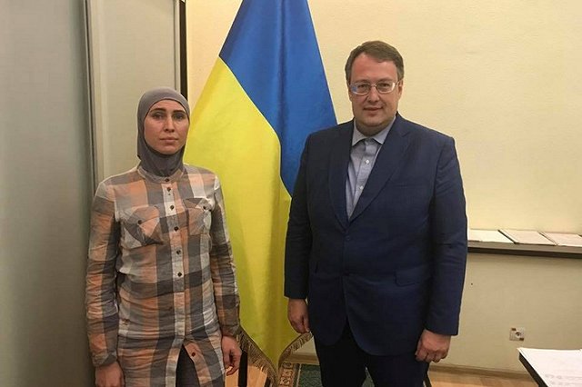 Геращенко увидел «руку Кремля» во взрыве полковника разведки в Киеве