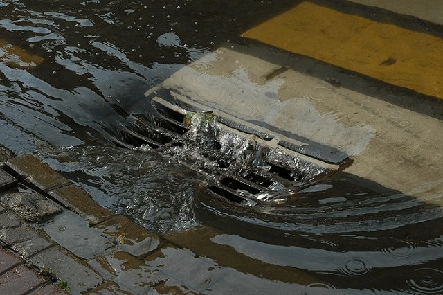 В Красноуфимске директор МУПа воровал миллионы на откачке канализации
