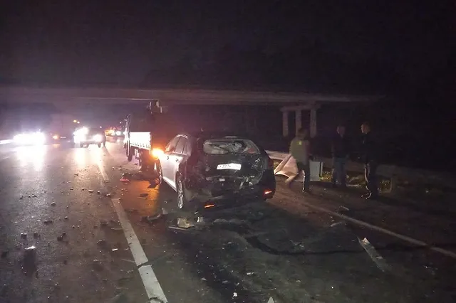 На ЕКАД столкнулись сразу пять автомобилей: пострадал полуторагодовалый ребёнок