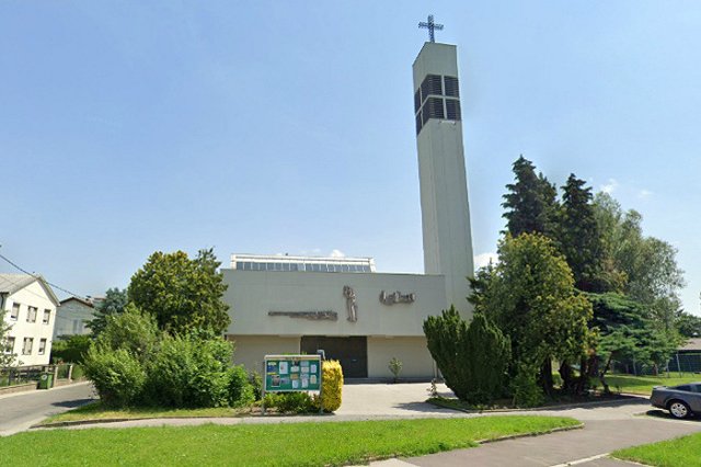 В Вене почти 50 исламистов напали на католическую церковь