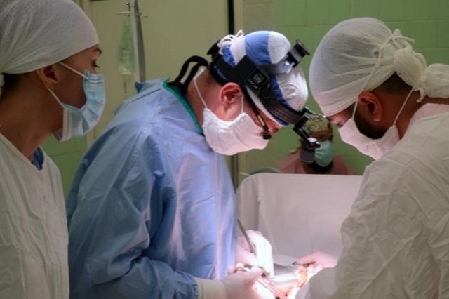 Хирурги Свердловской ОКБ №1 спасли екатеринбурженку с редкой формой рака